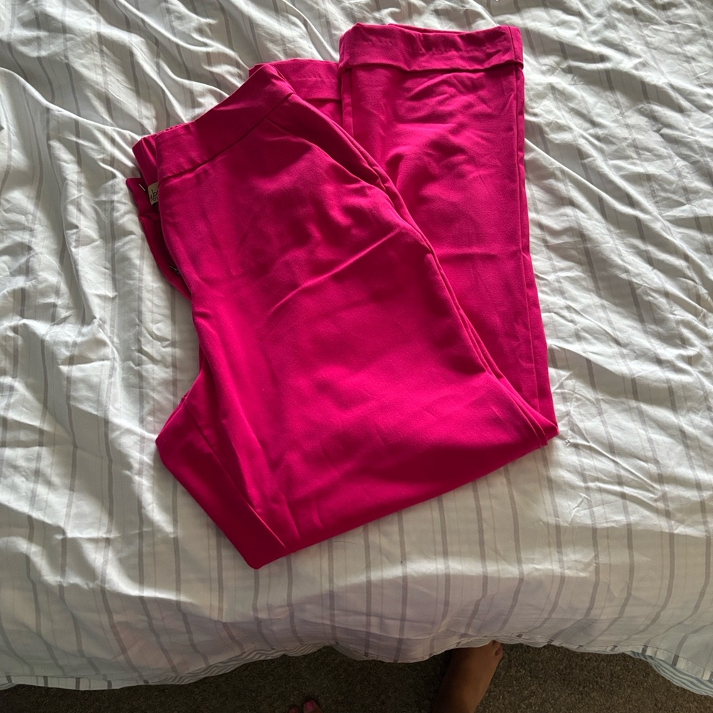 Hybrid & Company Fuchsia Pants